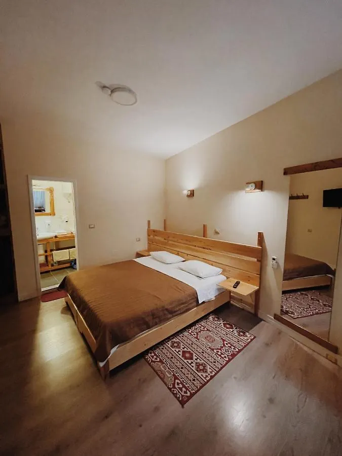 At Pikotiko'S - Korca City Rooms For Rent Korce